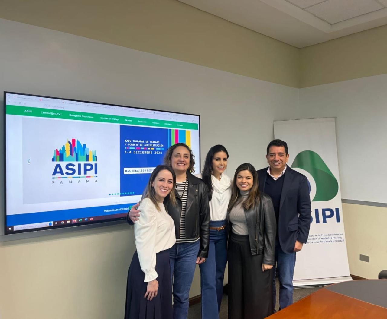 “Marcas : Aspectos prácticos esenciales y su uso en redes sociales”. ASIPI – Incubadora Colab UFM: Evento en Guatemala